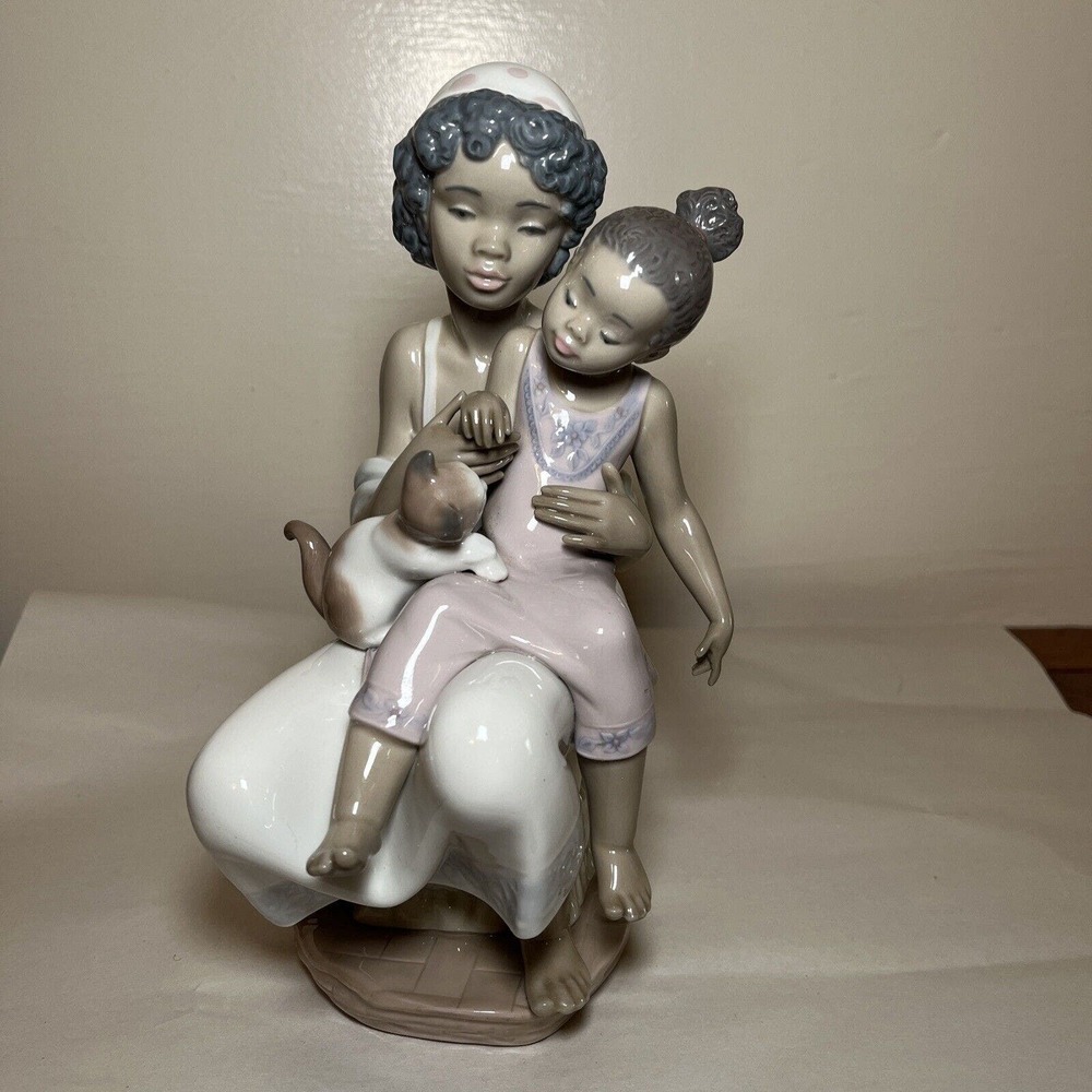 LLADRO BLACK LEGACY COLLECTION SOFT MEOW #5995 - MINT - Ultra Rare, Kitten, Mom